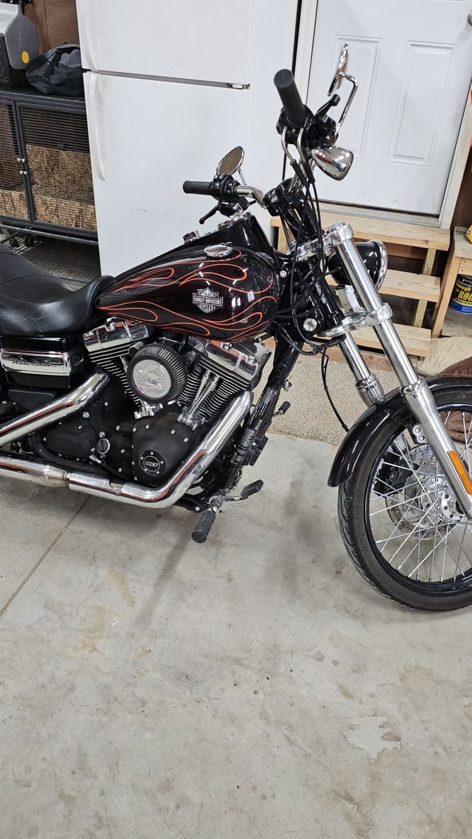 14 Harley Davidson dyna wide glide obo