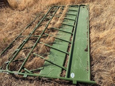 2 Powder River 12' x 64" Heavy-Duty Feeder Panels