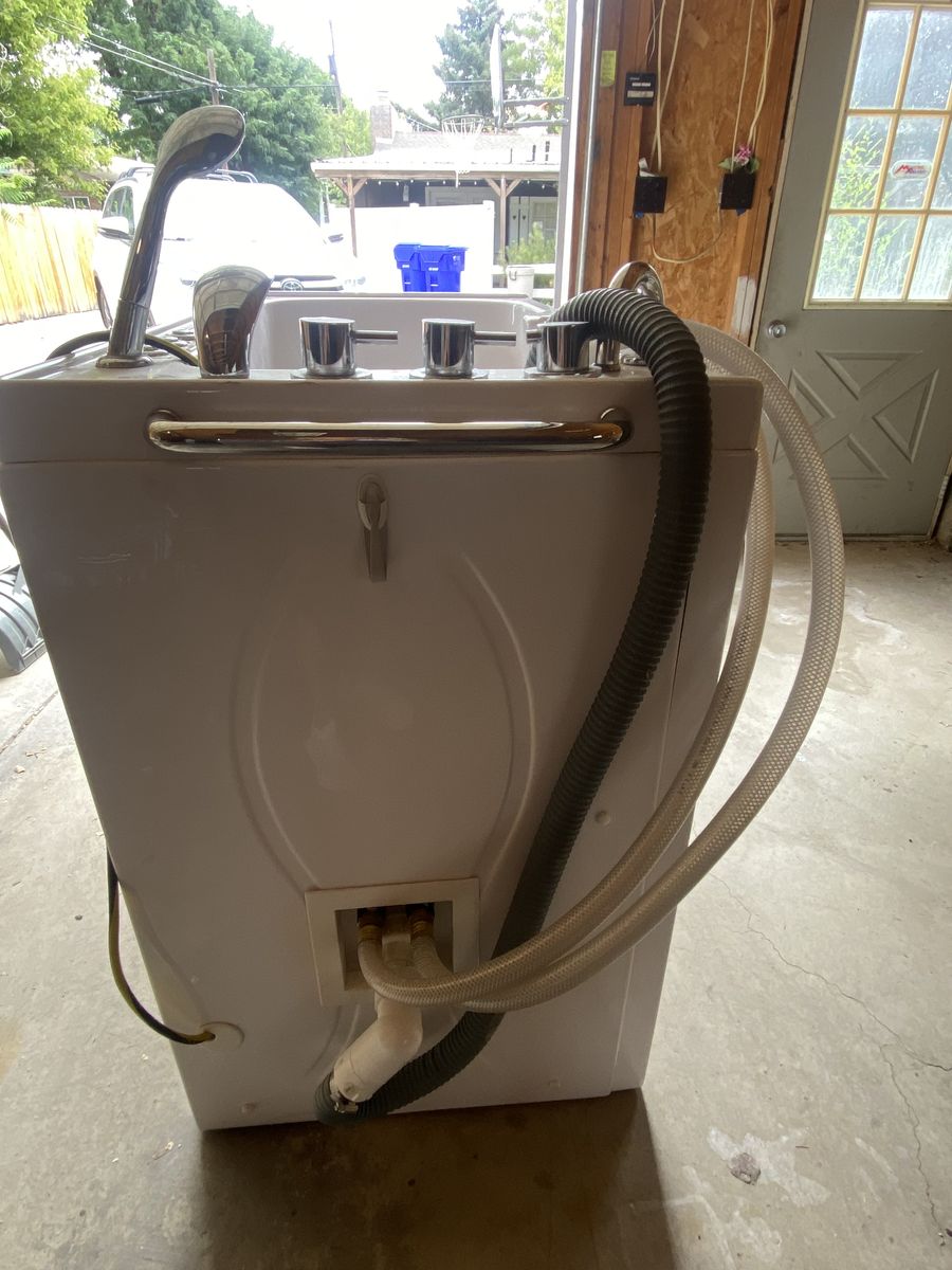 Main image 6