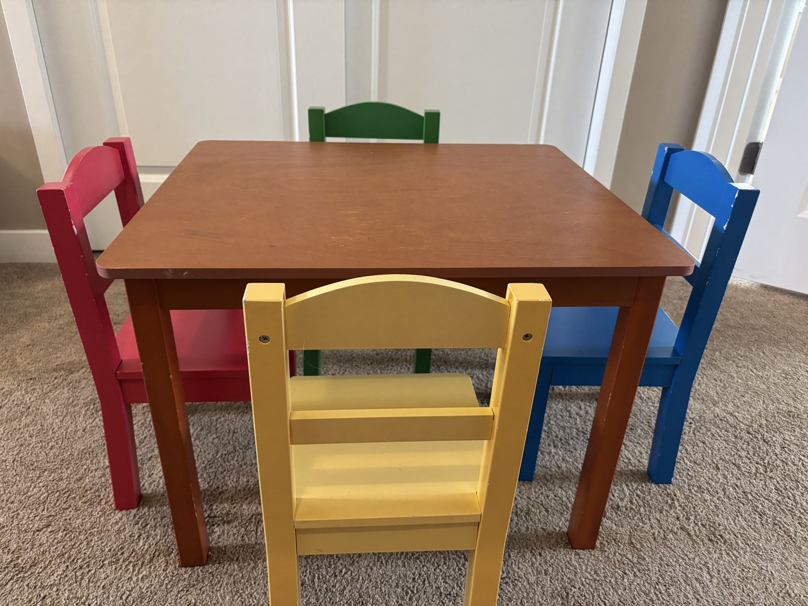Kid Table and Chairs