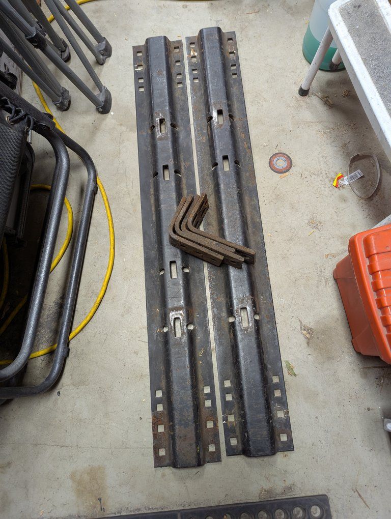 Used 5th Wheel Rails