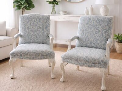 Set Of 2 Vintage Style Accent Chairs