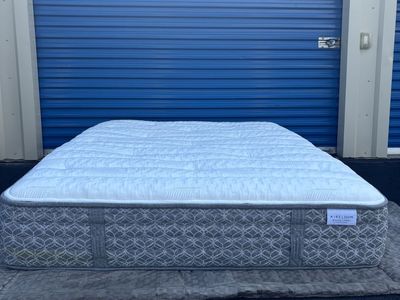 Luxury Aireloom White Label Queen Mattress