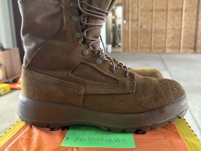 Mens Tan Boots Size 8 regular Fit Belleville