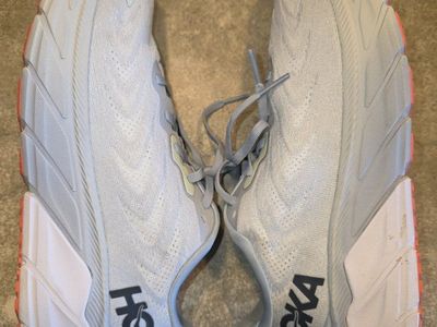 Hoka Womens Arahi 10.5B