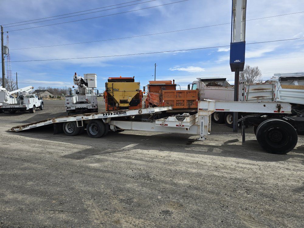 2008 Zieman Fifth Wheel Tilt deck Equipment Traile