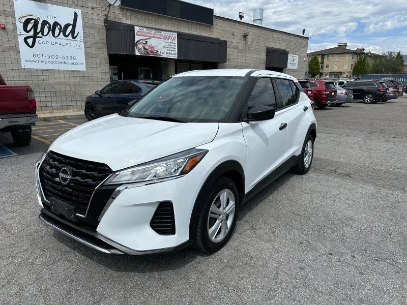 2023 Nissan Kicks S