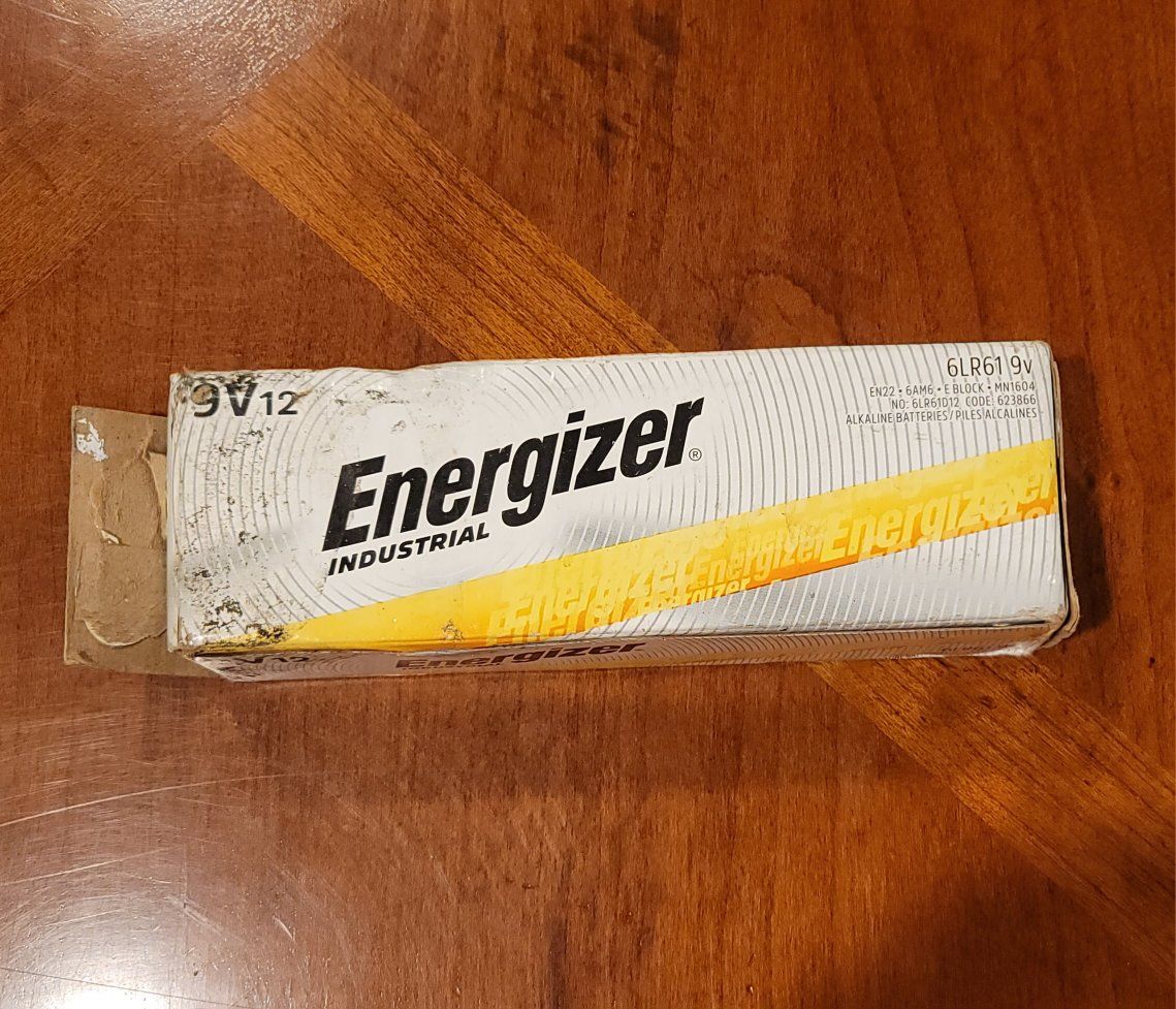New Open Box 12 Pack of 9V Energizer Industrial Alkaline Batteries, Expired 12/2025