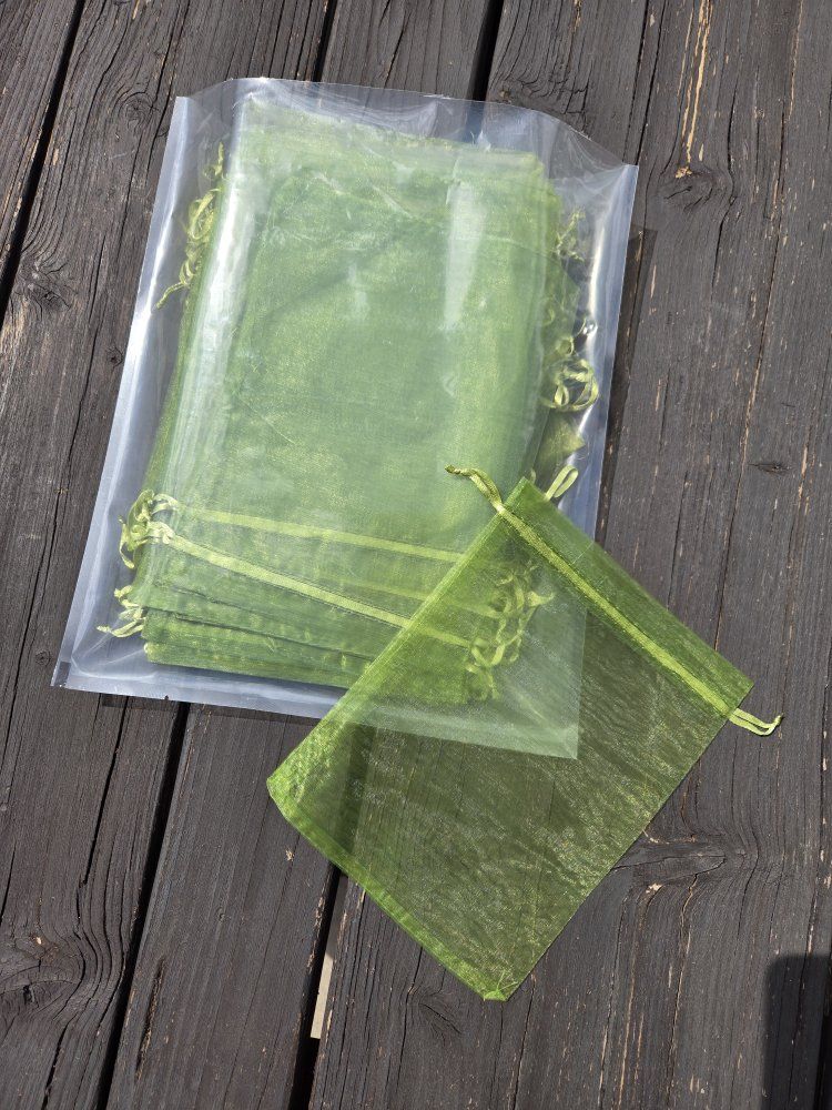 Green Organza Drawstring Gift Bags 6 x 8 inches