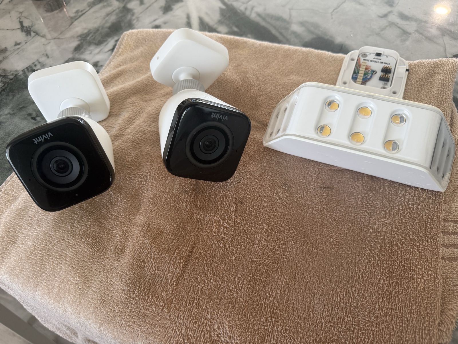 Vivint Outdoor Security Camera Pro (2-Pack) & Spotlight - Smart Home Surveillance System