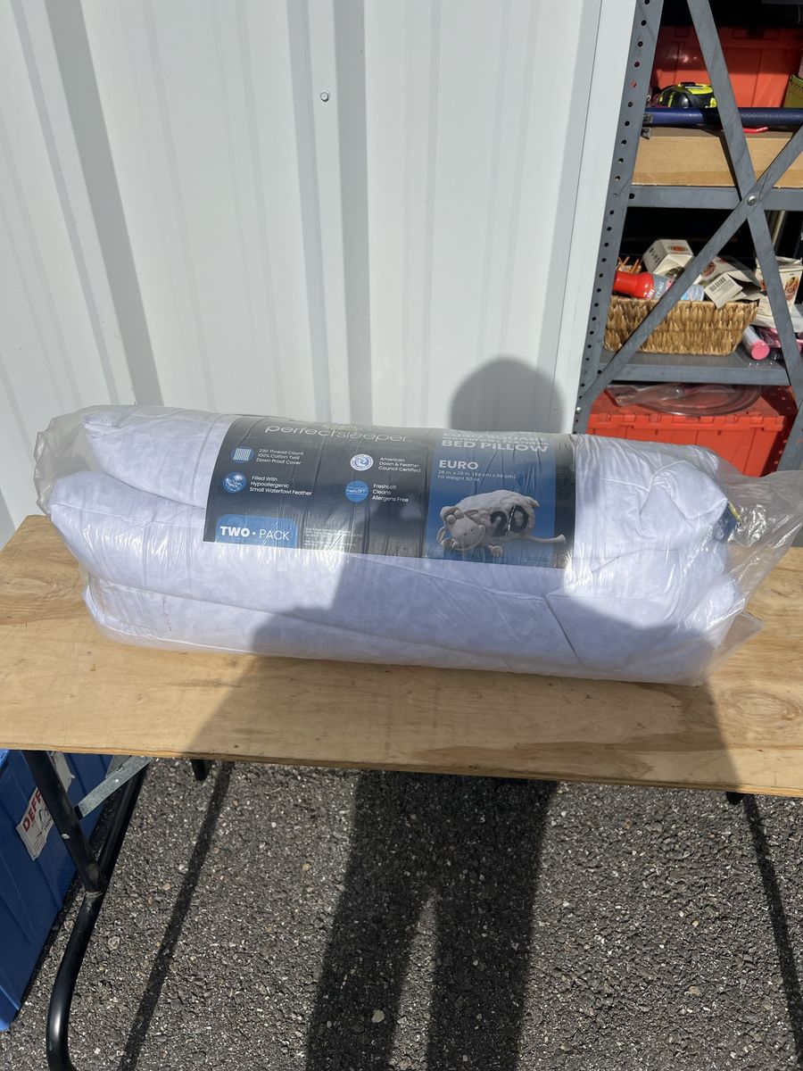 Serta Perfect Sleeper Euro Square Bed Pillow