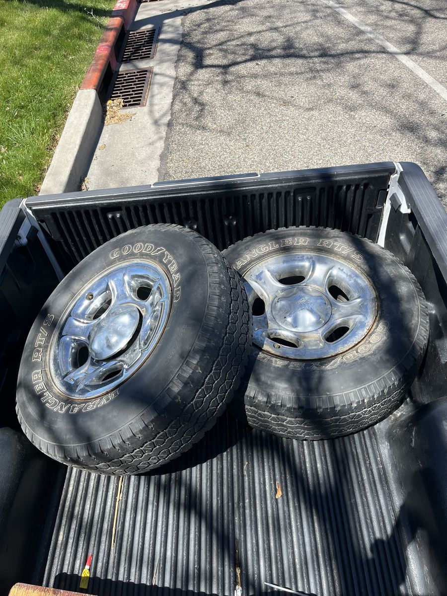 2 ford 17 inch wheels and tires