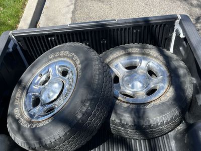 2 ford 17 inch wheels and tires