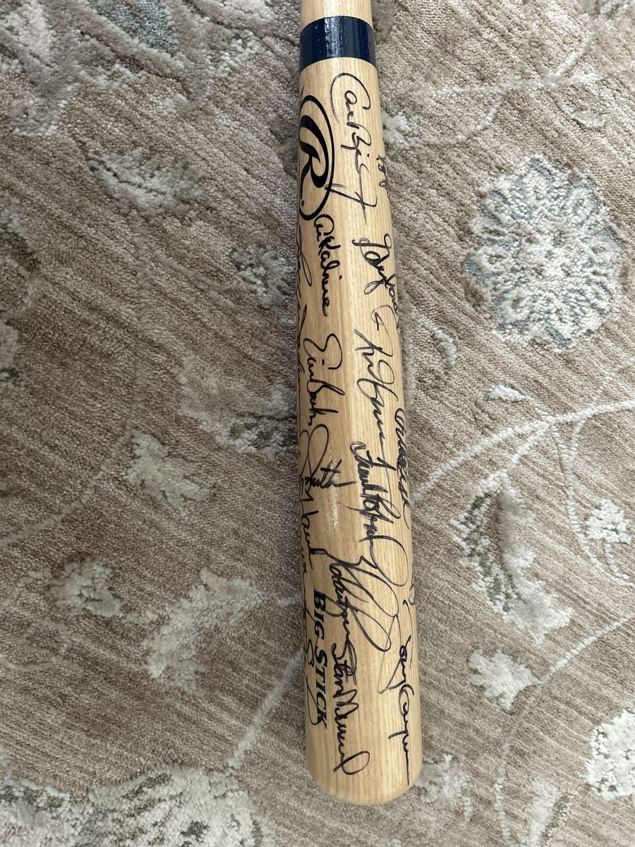 38 Different Signatures Hand Signed 34” MLB Rawlings Big Stick Baseball Bat with Multiple Autographs Hand Signed 