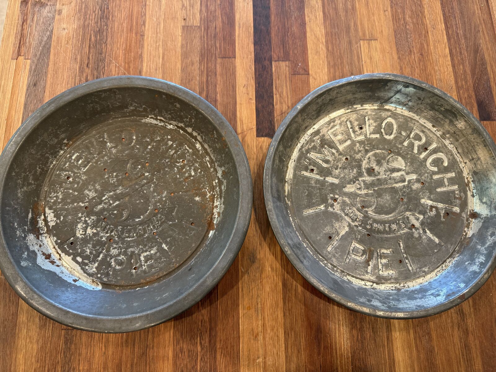 Vintage Mrs Smith’s Mello-Rich Pie Pans