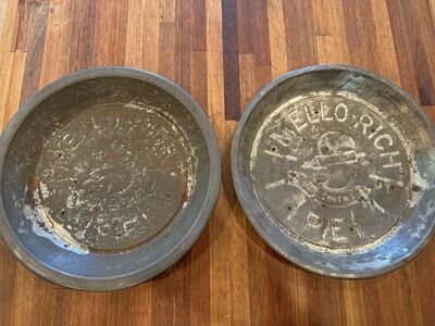 Vintage Mrs Smith’s Mello-Rich Pie Pans