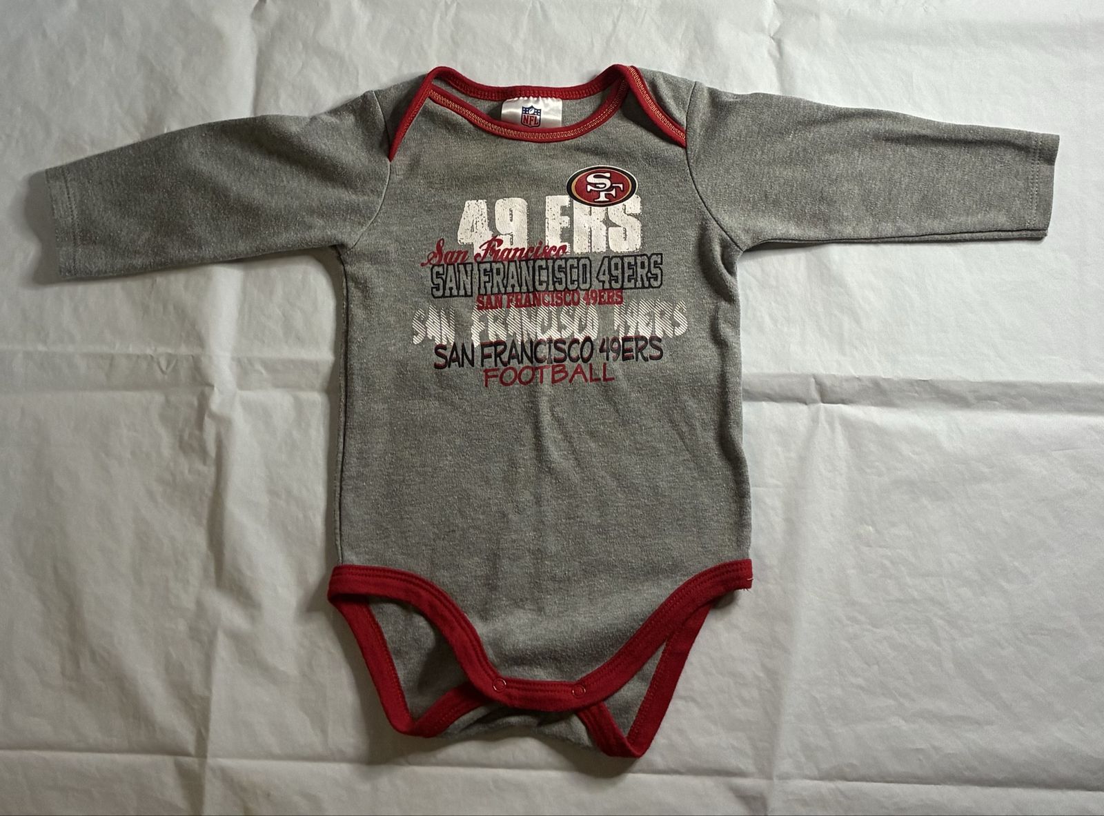 San Francisco 49ers NFL Baby Bodysuit – 6-12 Months