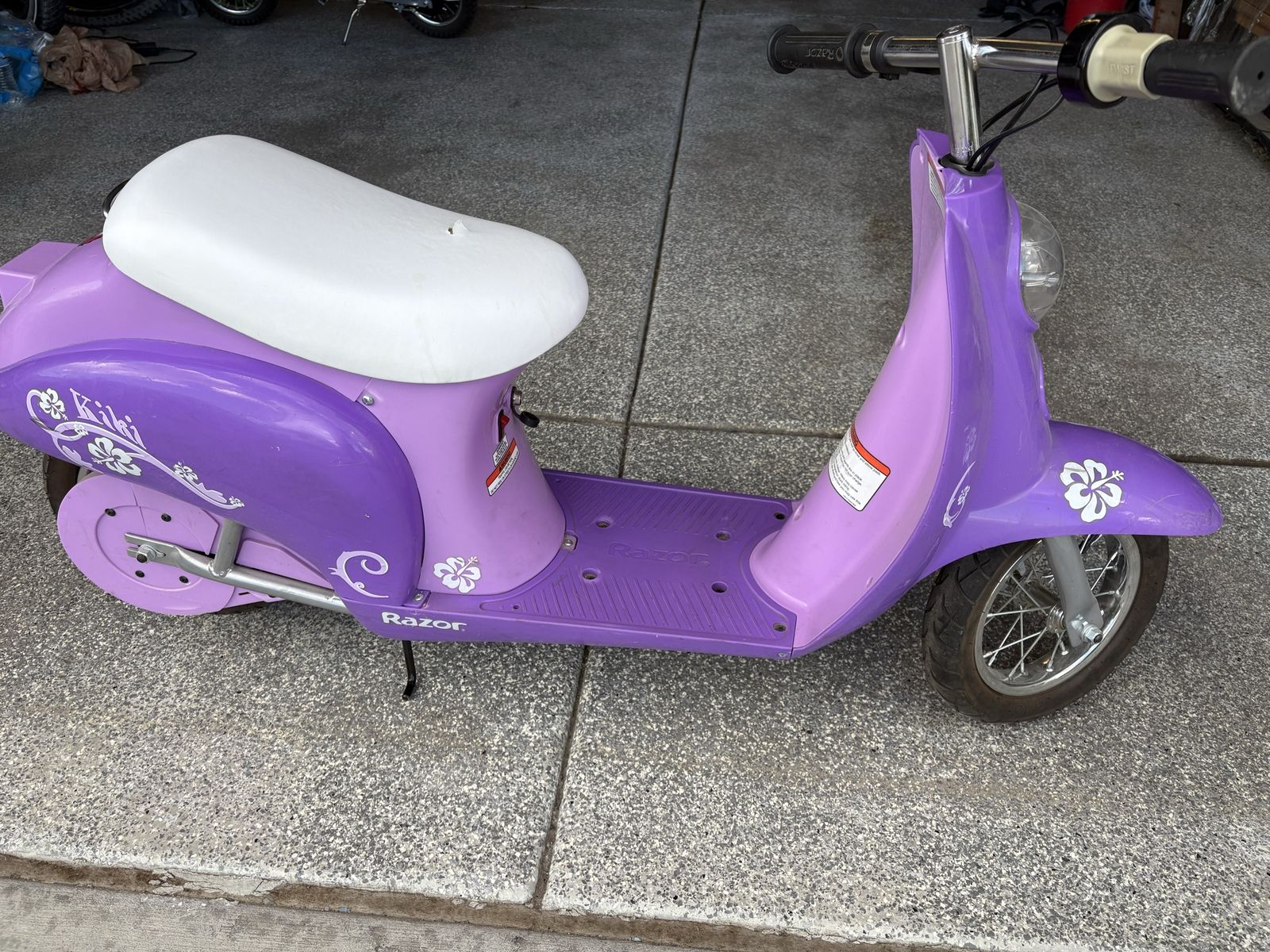 Razor Kiki Electric Scooter - Purple