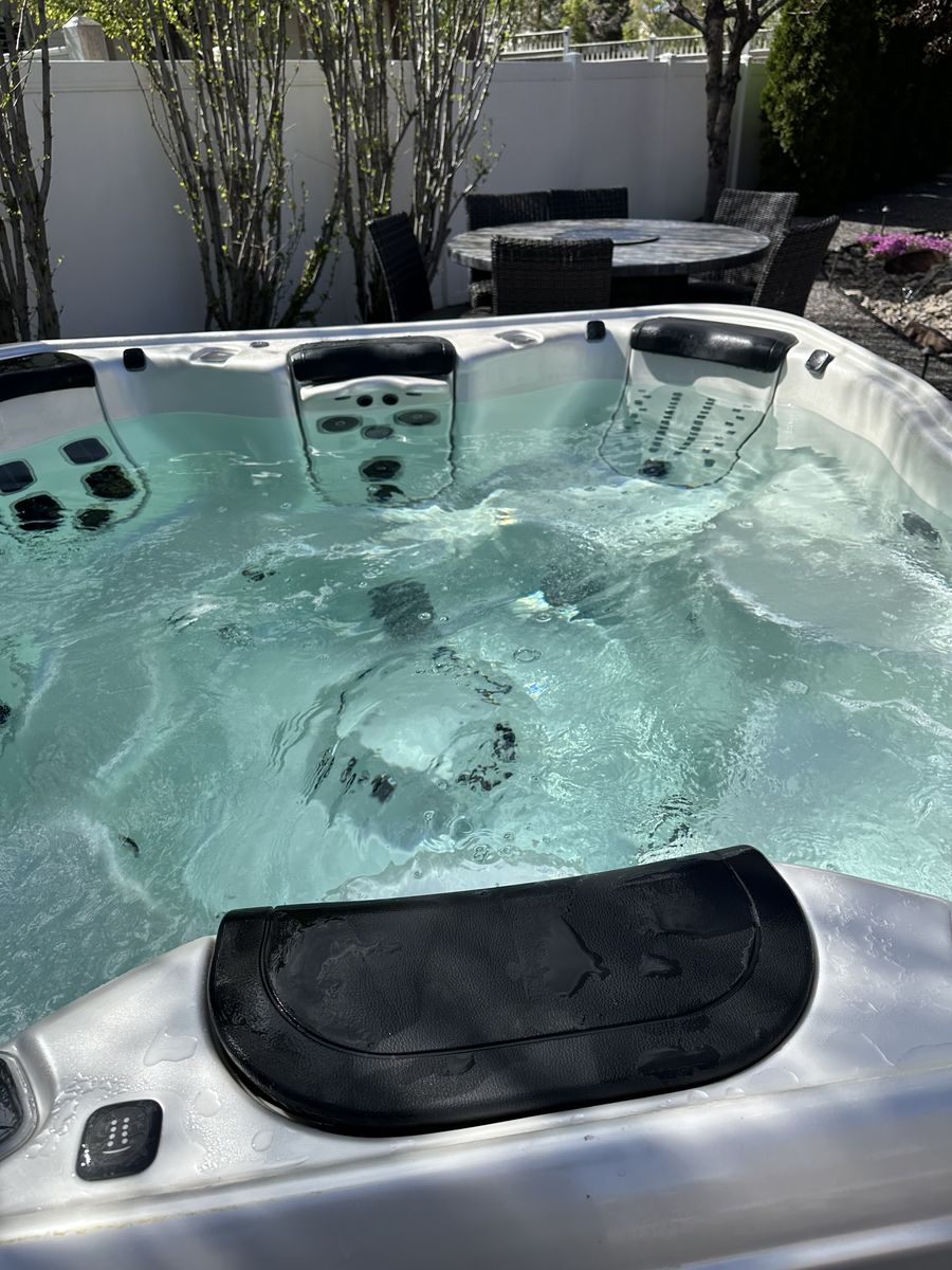 Hot Tubs Bullfrog Spas JetPak Therapy System