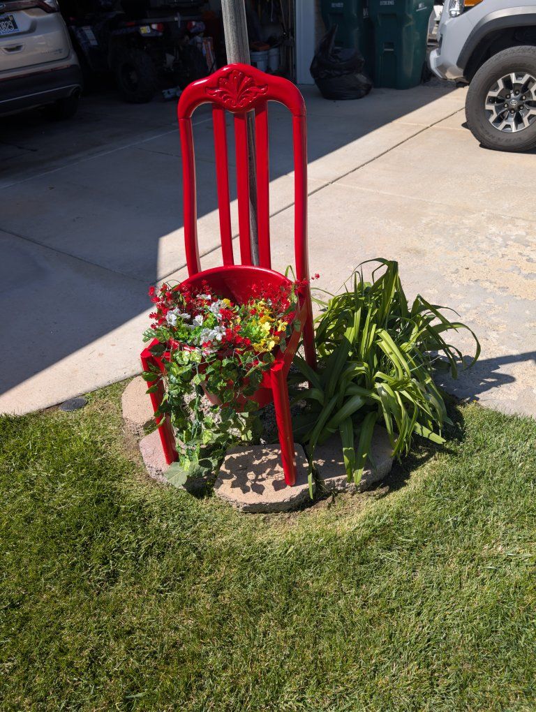 chair planter. perfect for mother's Day to you!!
