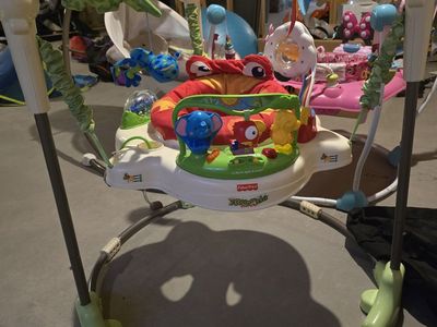 Fisher-Price Rainforest Jumperoo Baby Jumper Activity Center with Lights & Music