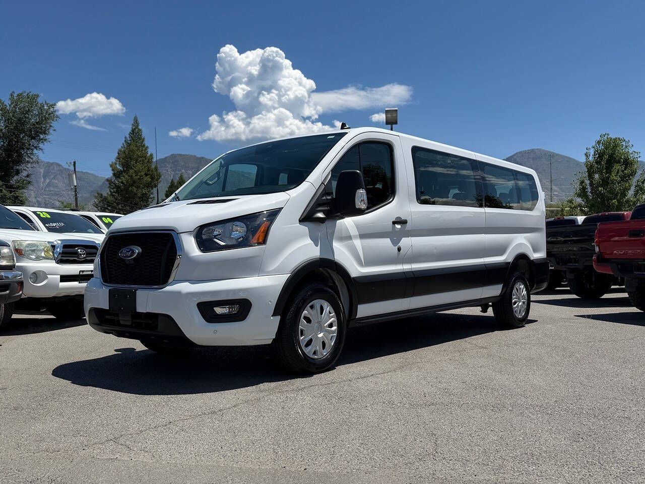 2023 Ford Transit 350 XLT
