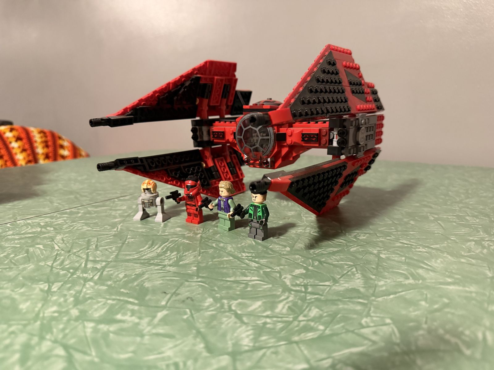 Main image 9