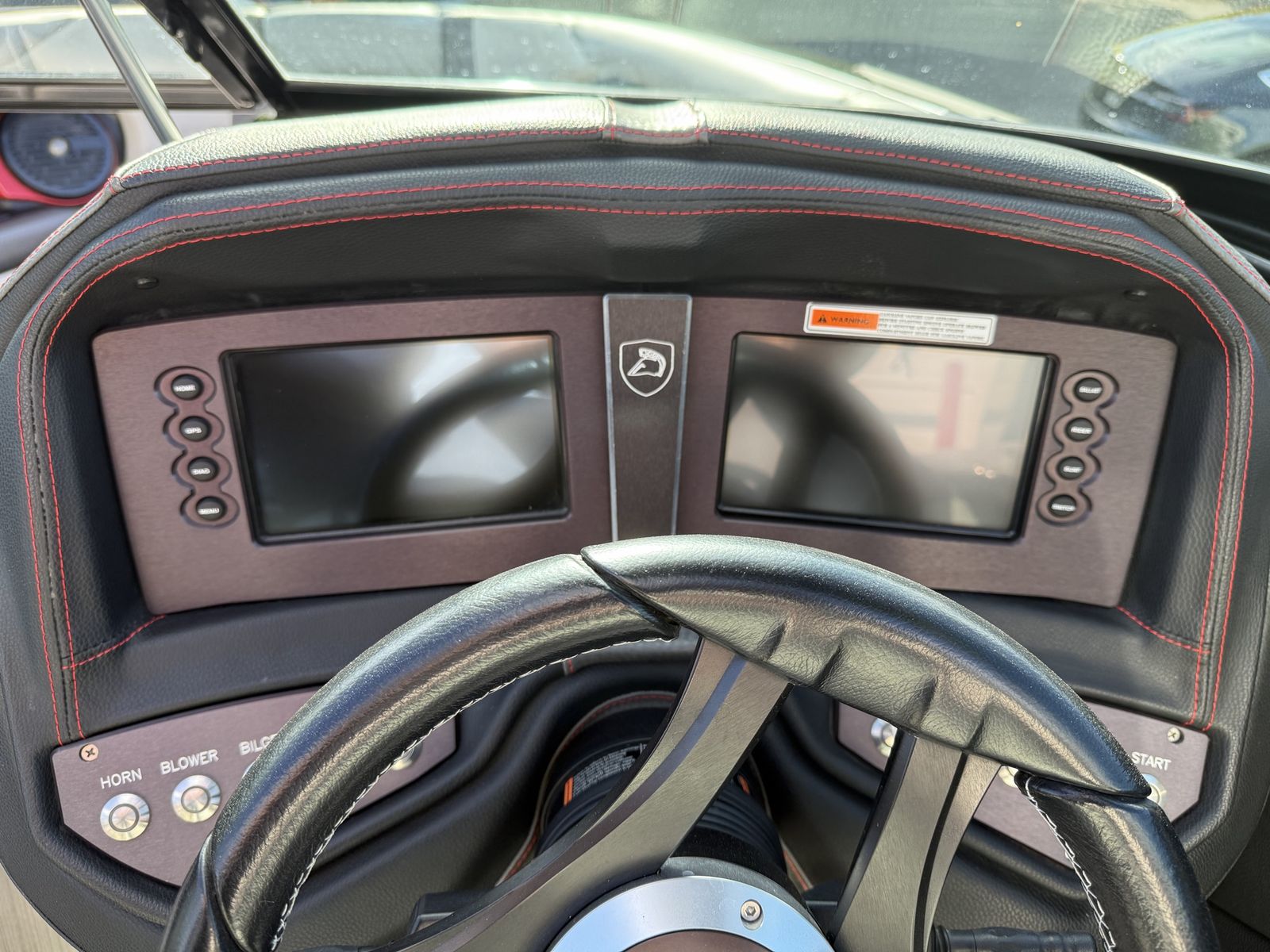 Main image 11