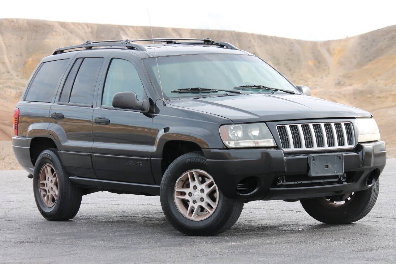 2004 JEEP GRAND CHEROKEE Laredo