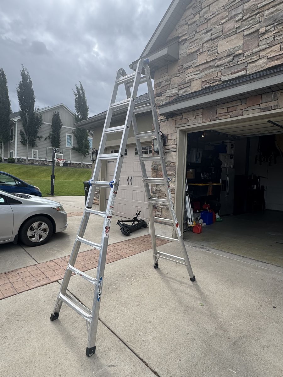 22 ft. Reach Multi Position Ladder