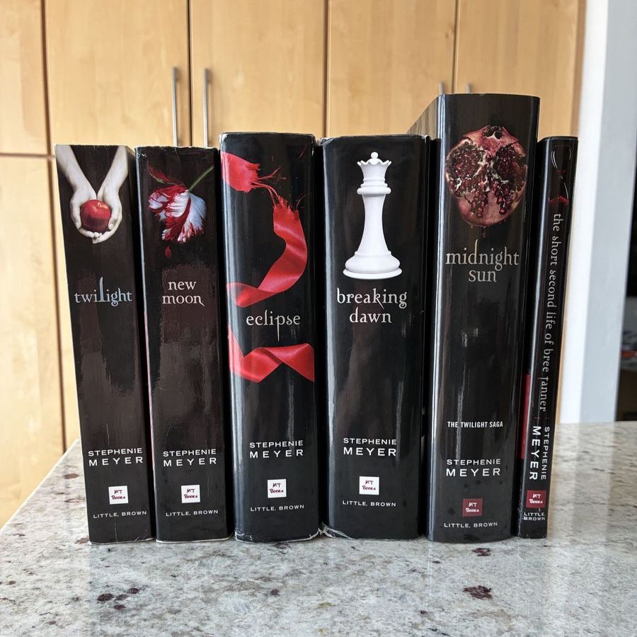 The Twilight Saga Series by Stephenie Meyer (6 Books) Paperback and Hardcover Set
