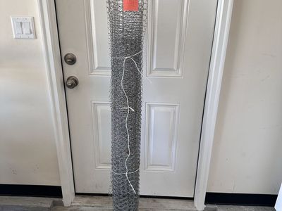 Galvanized Chicken Wire Fence