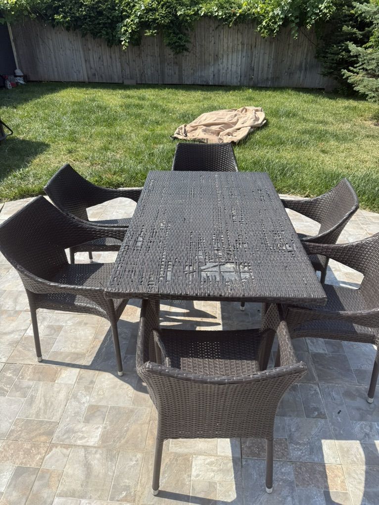 FREE YARD GIVEAWAY – Everything Must Go!