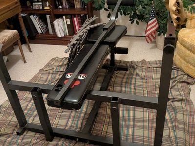 Weight bench