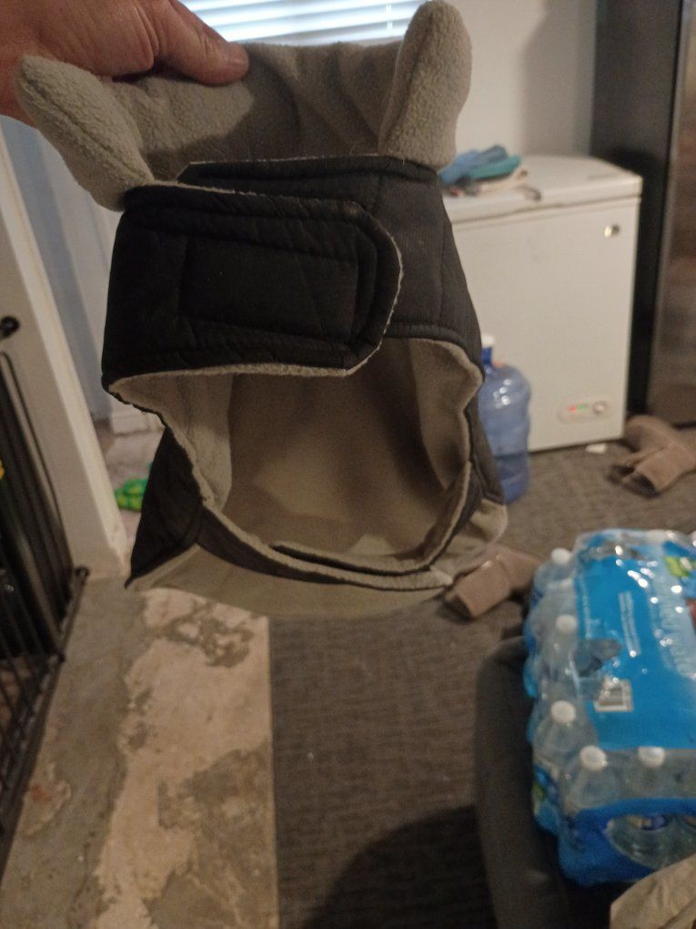 Main image 3