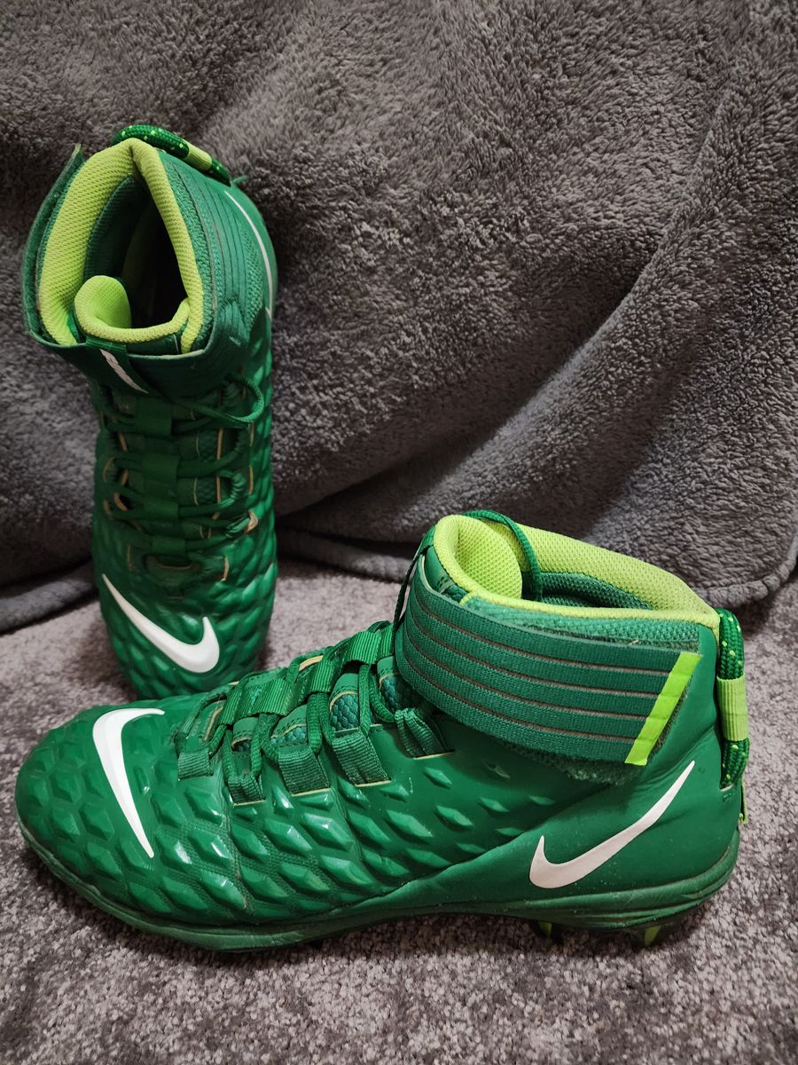 Nike Force Savage Pro 2 Football Cleats
