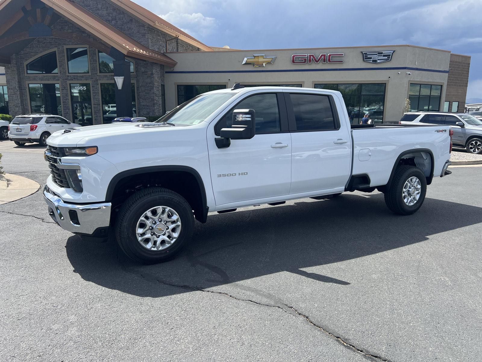 2026 Chevrolet Silverado 3500 LT
