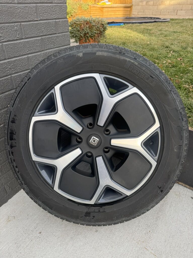 Rivian 21 Wheel Set With Pirelli Tires