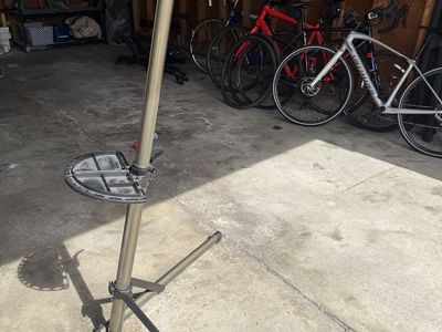 Bike Repair Stand – Adjustable