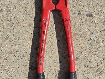 Olympia 18-inch Bolt & Force Cutter - Red & Black, Durable Hand Tool for Heavy-Duty Cutting
