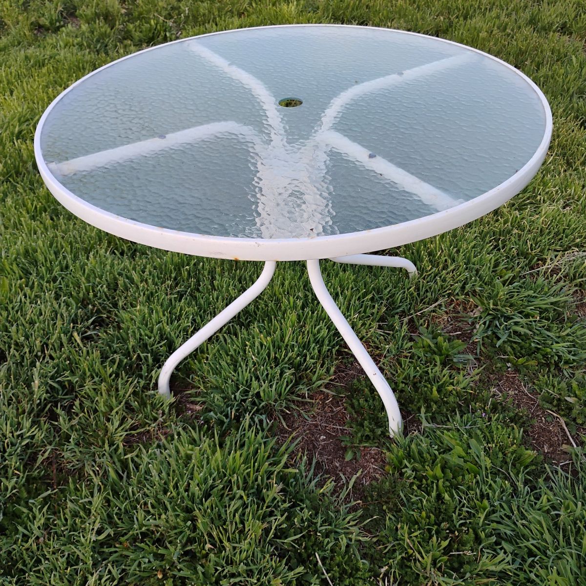 Glass Patio Table 40.25x27 Tall W/Umbrella Whole