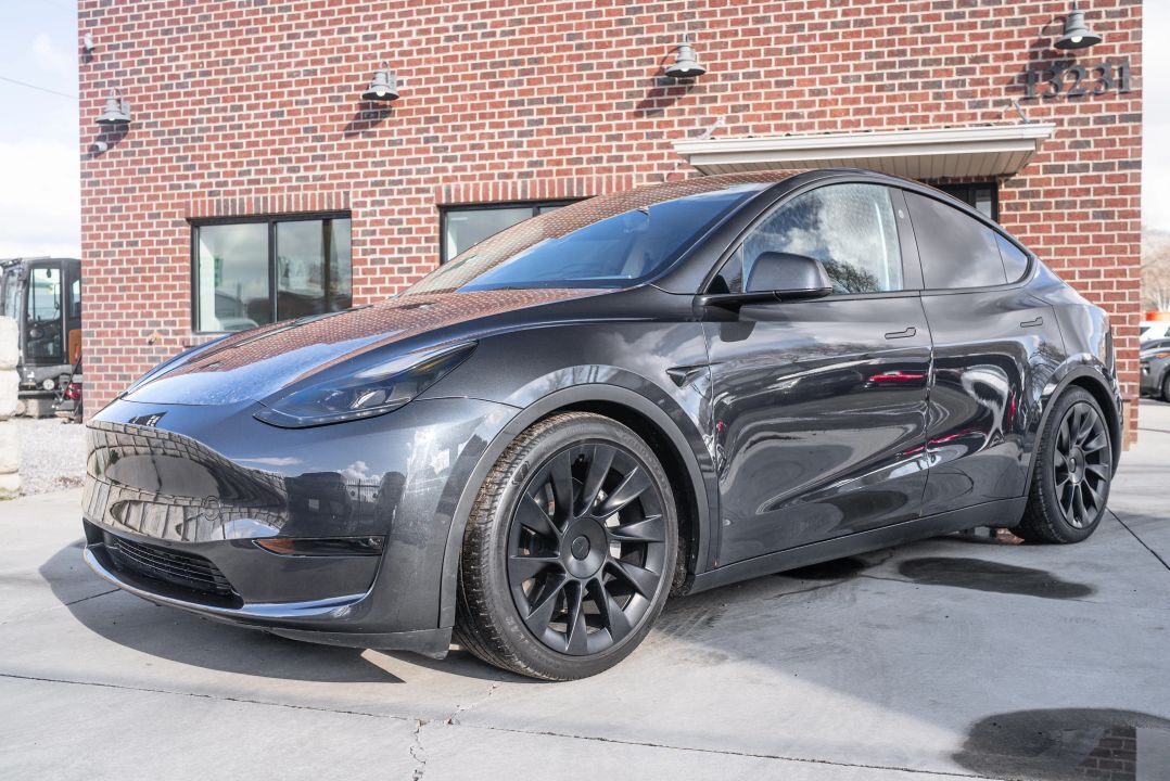 2024 Tesla Model Y Long Range