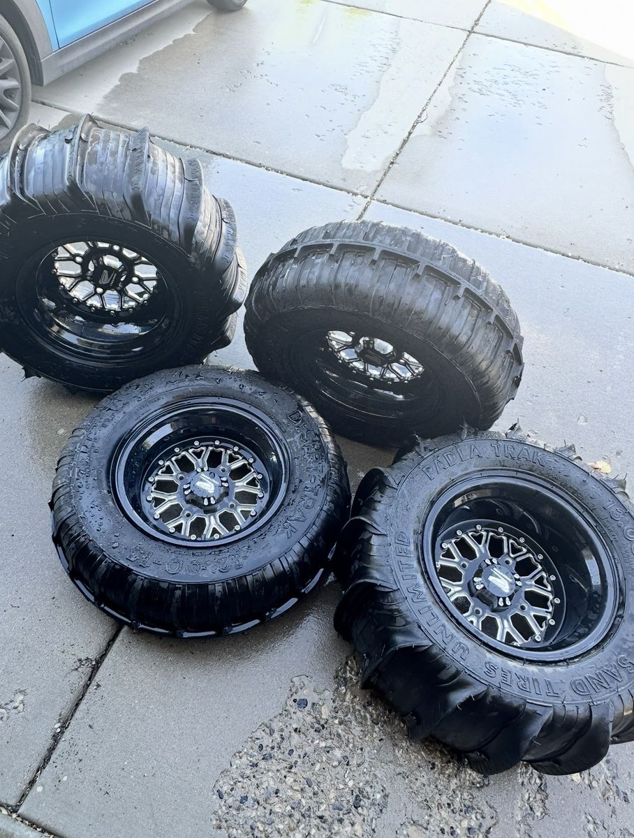 NICE Wheels and Paddles - Used ONCE
