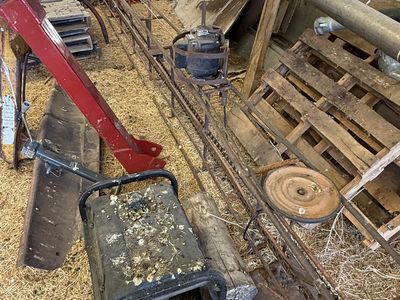 Hay Elevator with electric motor