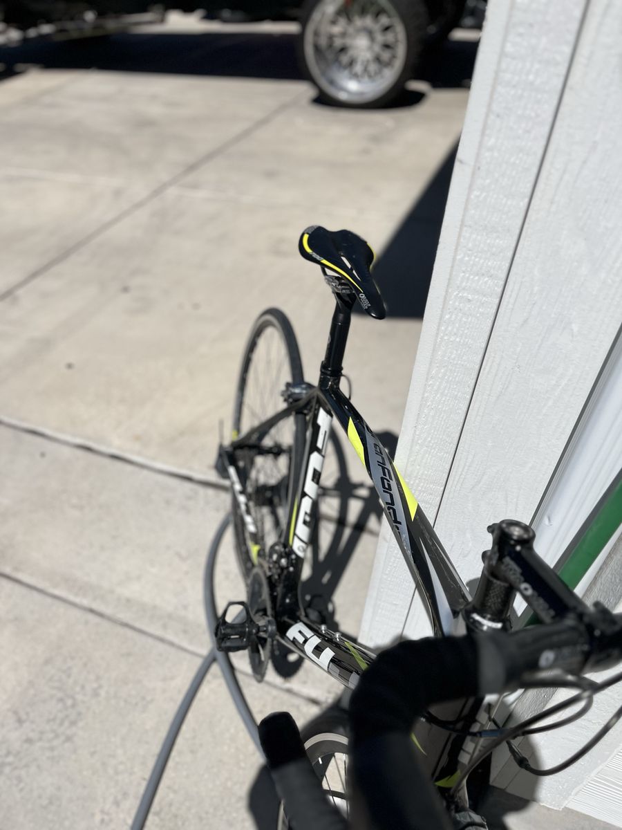 Fuji Race Road Bike