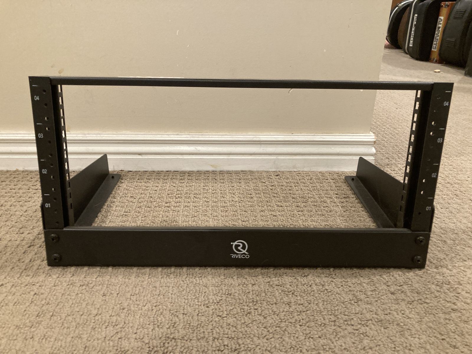 4 Unit Rack Mount