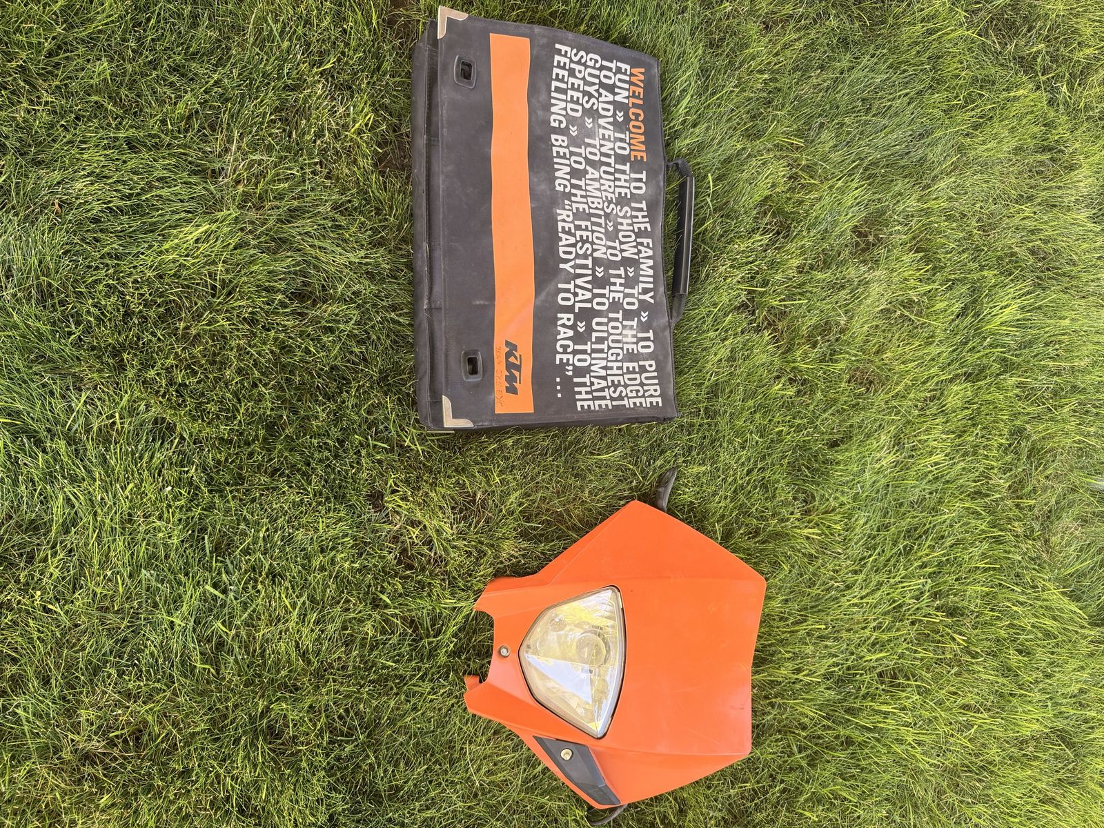 Main image 5
