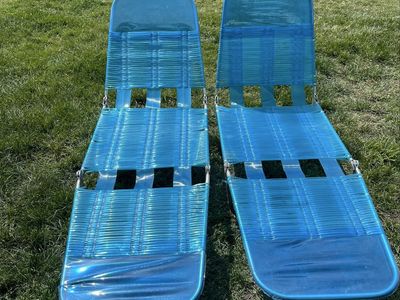Vintage blue jelly tube lawn chairs
