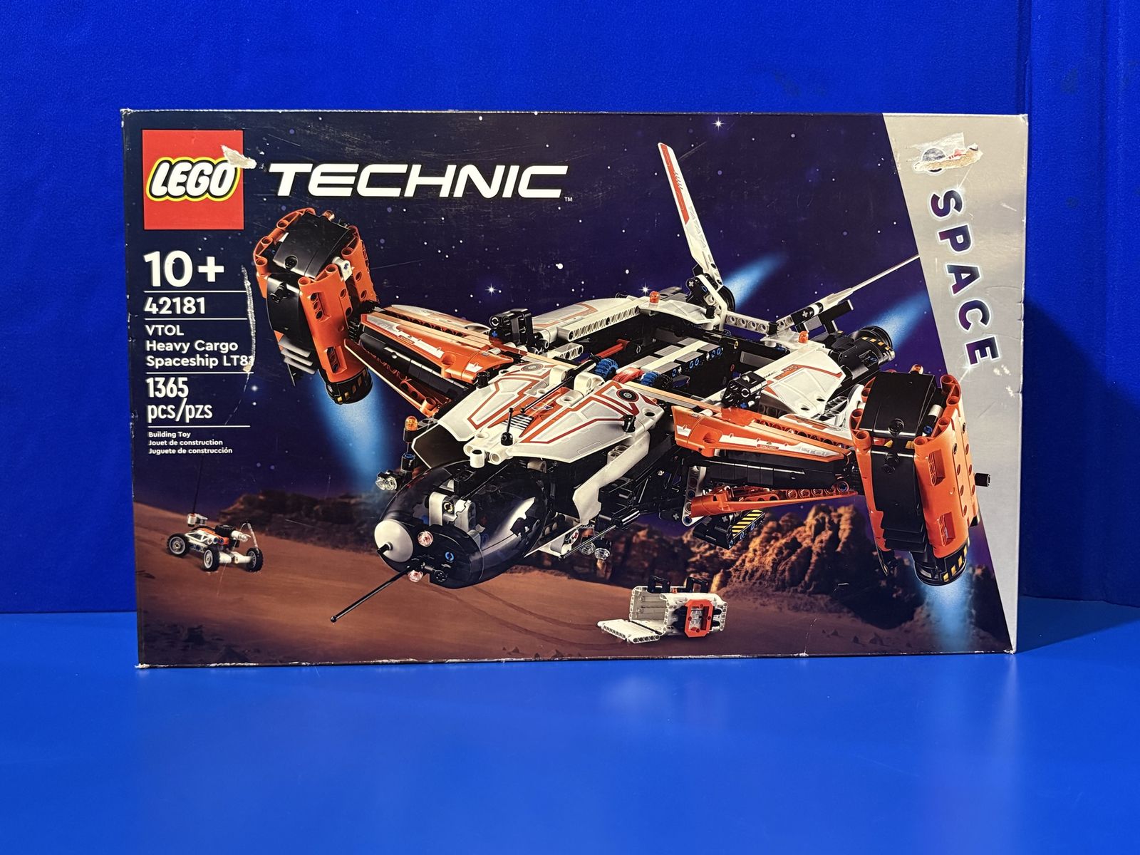 LEGO Technic 42181 VTOL Heavy Cargo Spaceship LT80 1365 pcs - New Sealed Box - Box has some damage.
