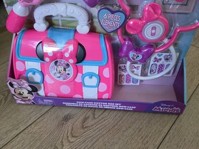 Disney Minnie Bow-Care Doctor Bag Set - 6 Pcs Pretend Play Toy, New in Box